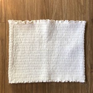 Hollister white ruffled tube top, size xs